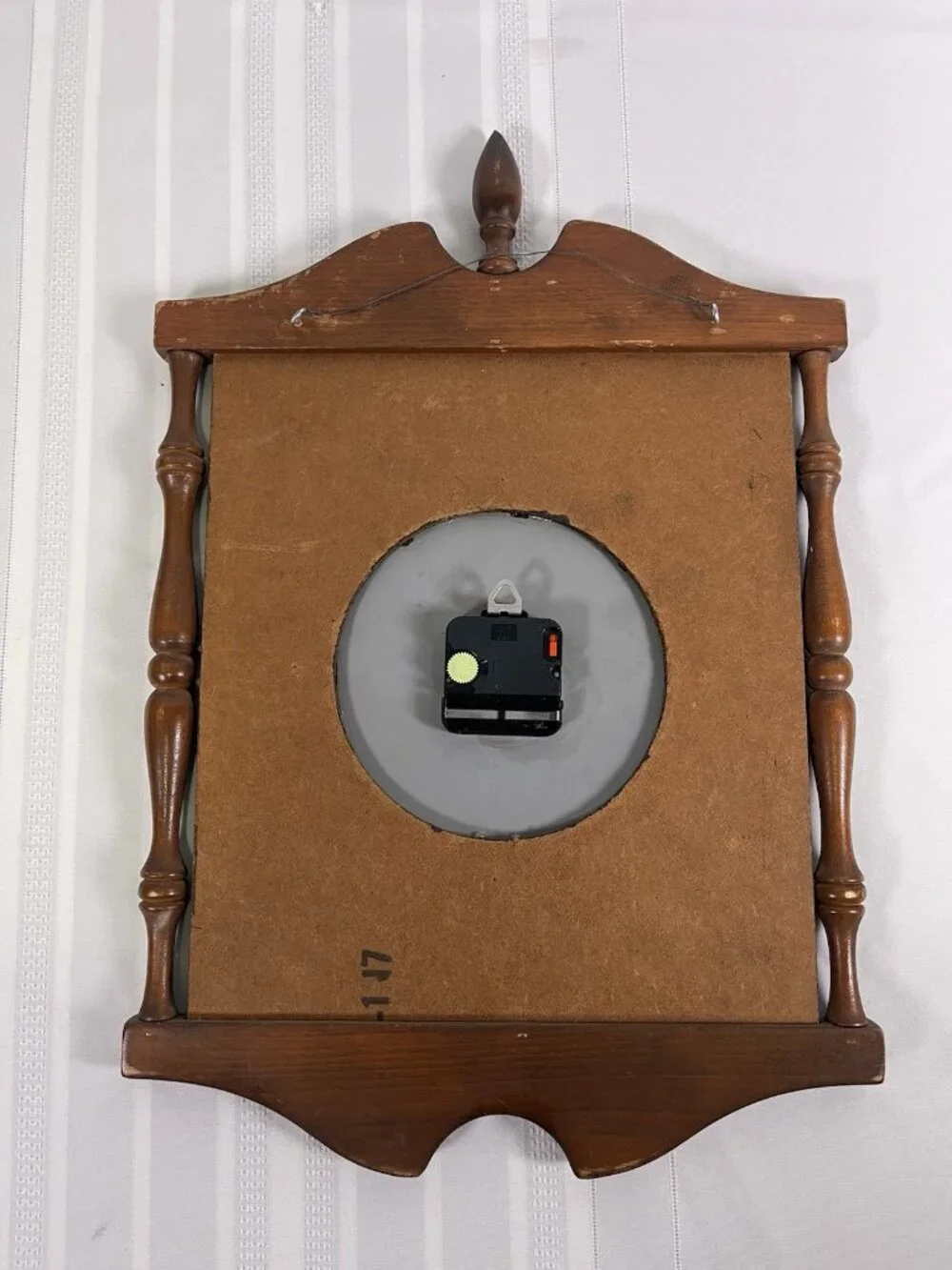 VTG 80s Hand Painted Saw Blade Wall Clock Rustic Folk Art Woodland Cabin Forest